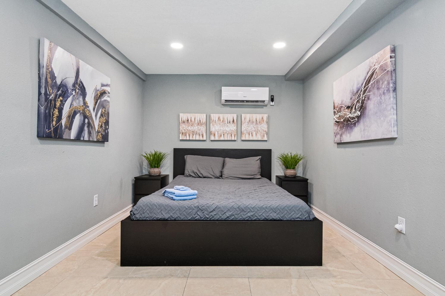 セーフティ・ハーバーModern House In Clearwater With Access To A Shared Swimming Poolアパートメント エクステリア 写真