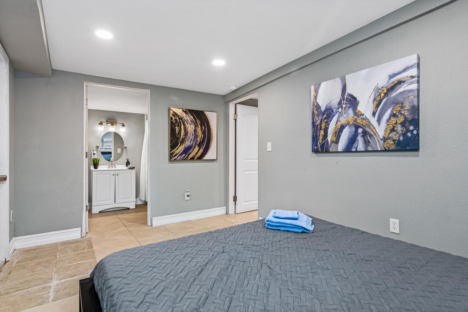 セーフティ・ハーバーModern House In Clearwater With Access To A Shared Swimming Poolアパートメント エクステリア 写真