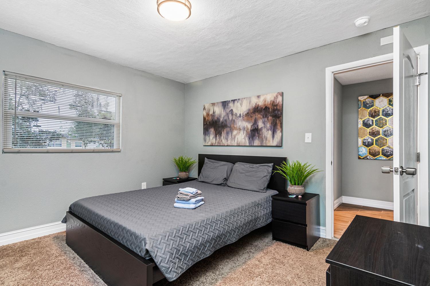 セーフティ・ハーバーModern House In Clearwater With Access To A Shared Swimming Poolアパートメント エクステリア 写真